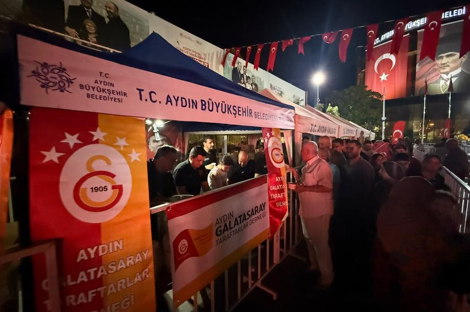 Aydın Galatasaray Taraftarlar Derneği’nden 15 Temmuz’da aşure hayrı