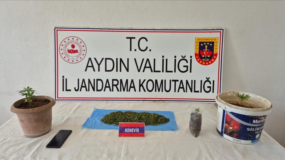 Aydın’da uyuşturucu operasyonu: Evde esrar ve kenevir ele geçirildi