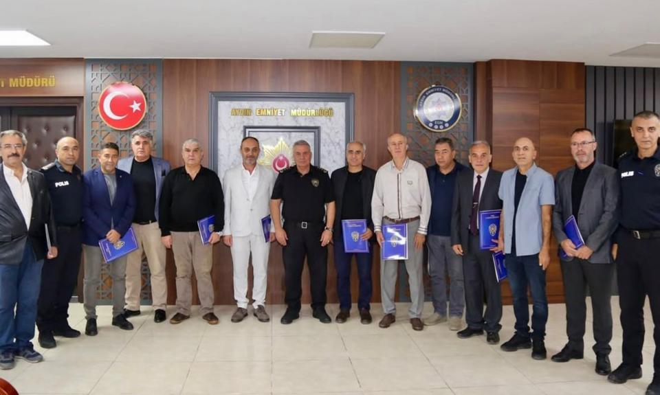 Müdür Erdoğan’dan emekli personele veda
