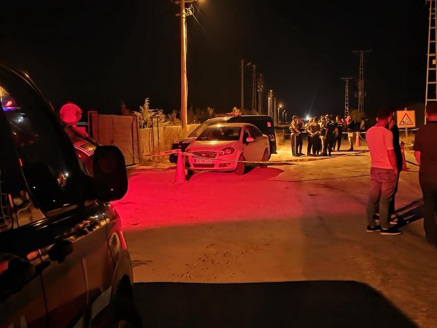 Komşu kavgasında genç kadın başından vuruldu