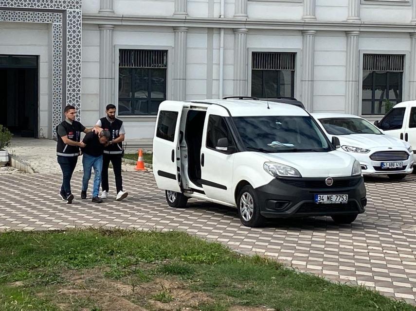 Halk otobüsünde 15 bıçak darbesiyle cinayet
