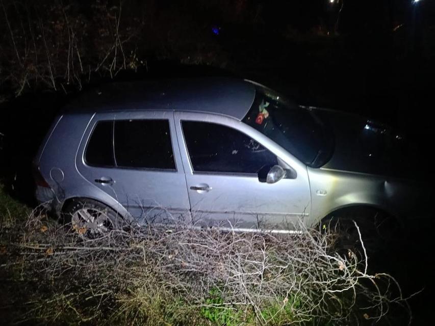 Otomobil şarampole uçtu