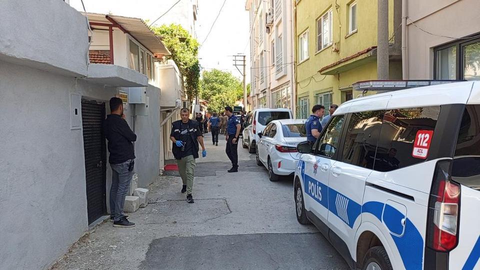 Polisi bıçaklayan şahıs yakalandı