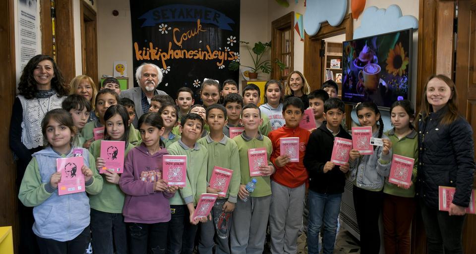 Kuşadası'nda çocuklar şiir yazmanın püf noktalarını öğrendi