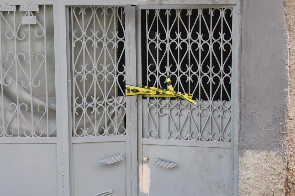 3 çocuk annesi eşini bıçaklayarak öldürdü