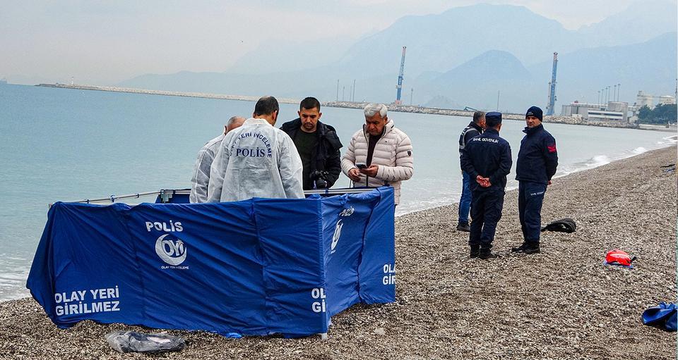 Kuşadası’nda denizde ceset bulundu
