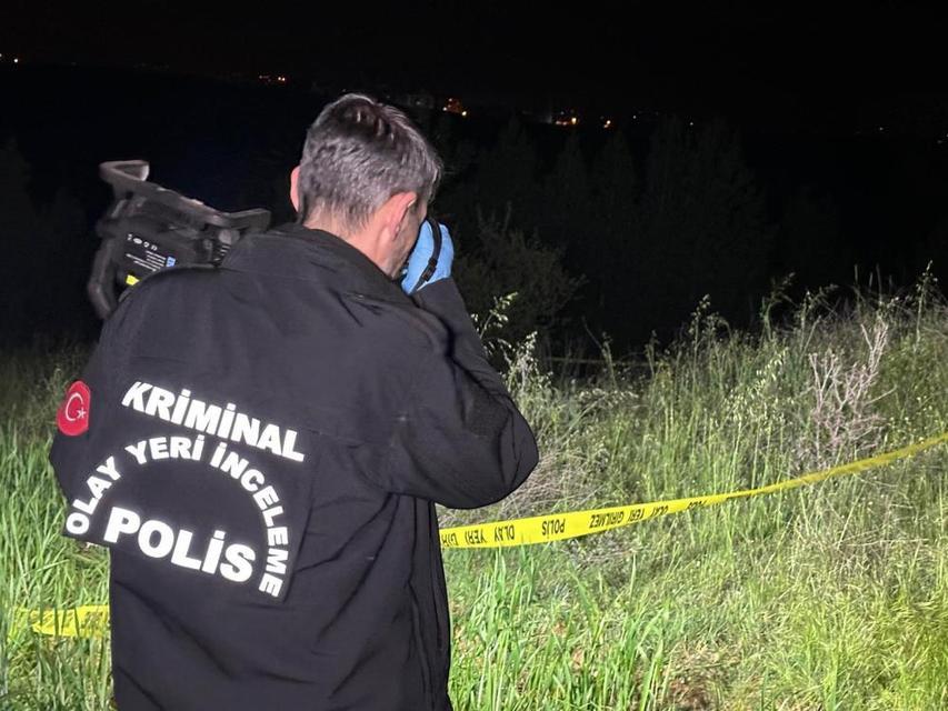 Tarım arazisinde erkek cesedi bulundu