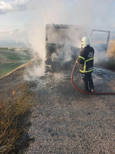 Beton mikseri alev alev yandı