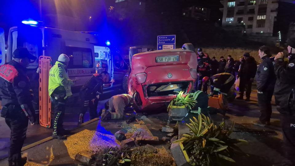 Polisten kaçan araç takla attı