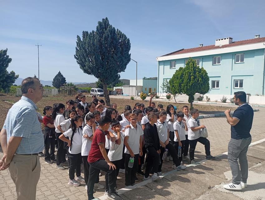 ARITMA TESİSİNE GİDEN ÖĞRENCİLER SUYUN DEĞERİNİ YERİNDE ÖĞRENDİ