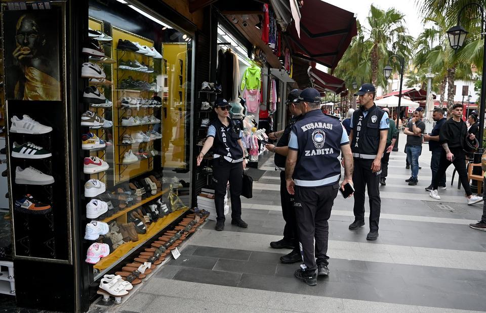 Kuşadası'nda 'sıfır işgaliye'den taviz yok