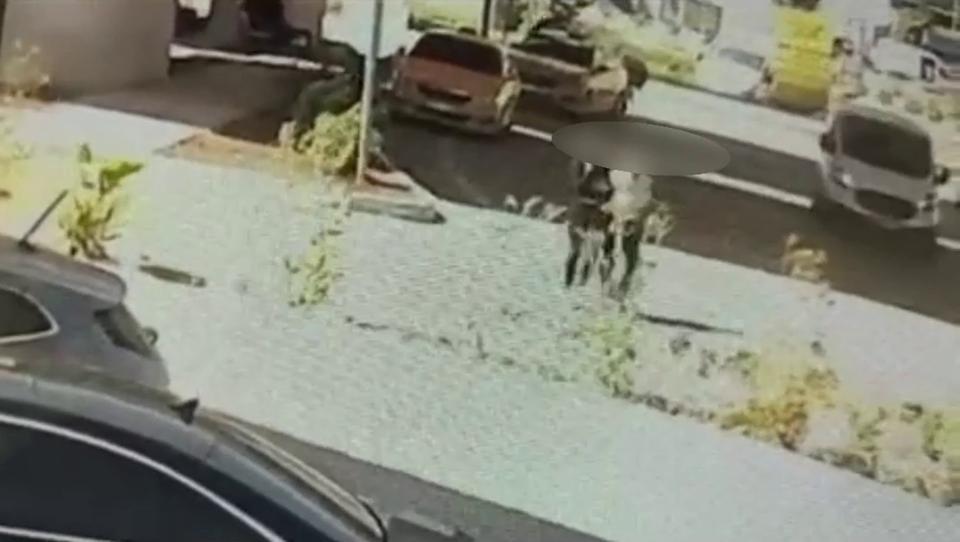 75 YAŞINDAKİ ADAMI SENİNLE EVLENECEĞİN DİYEREK KANDIRAN 30 YAŞINDAKİ KADIN, ALTINLARI ALIP BAKLAVA BAHANESİYLE KAÇTI