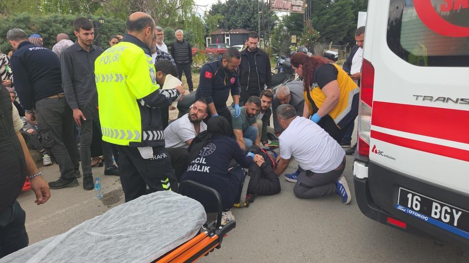 Motosikletler çarpıştı: 2 yaralı