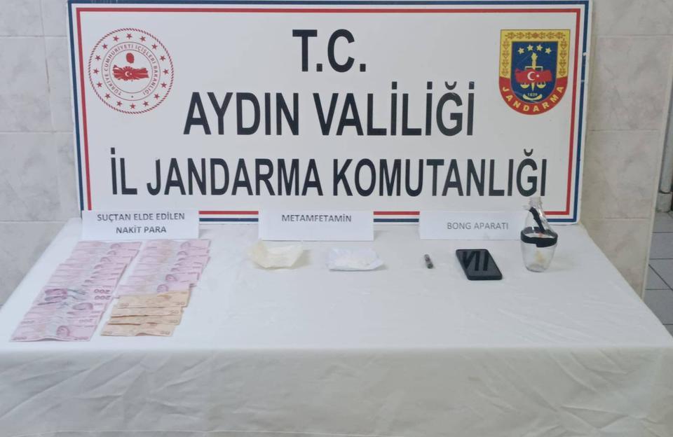 Aydın’da 3 zehir taciri tutuklandı
