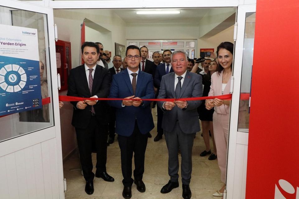 Honaz Vergi Dairesi Müdürlüğü törenle hizmete açıldı