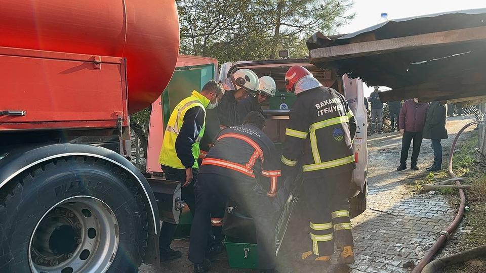 ALEVLERE TESLİM OLAN EVDE YAŞLI KADIN HAYATINI KAYBETTİ