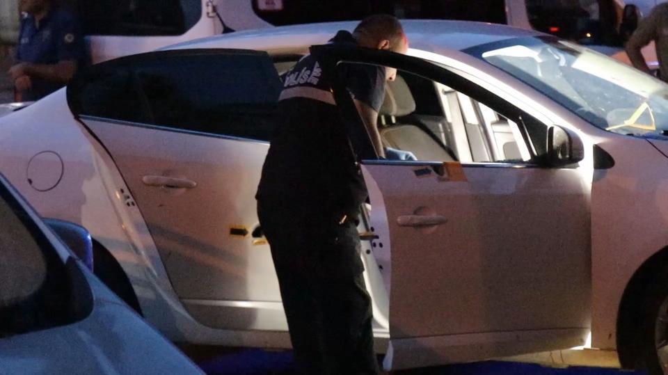 Çocuğun gözü önünde 2 kadına kurşun yağdırdı