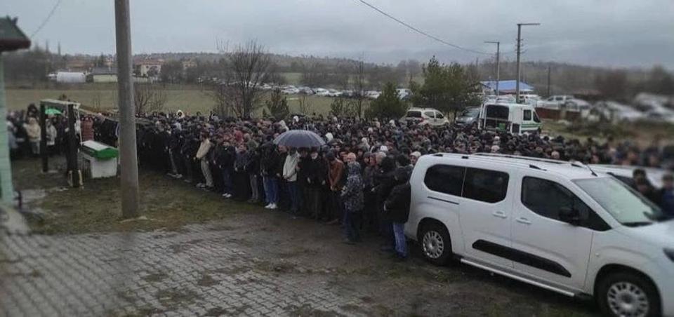 Genç anne bebeğini göremeden can verdi