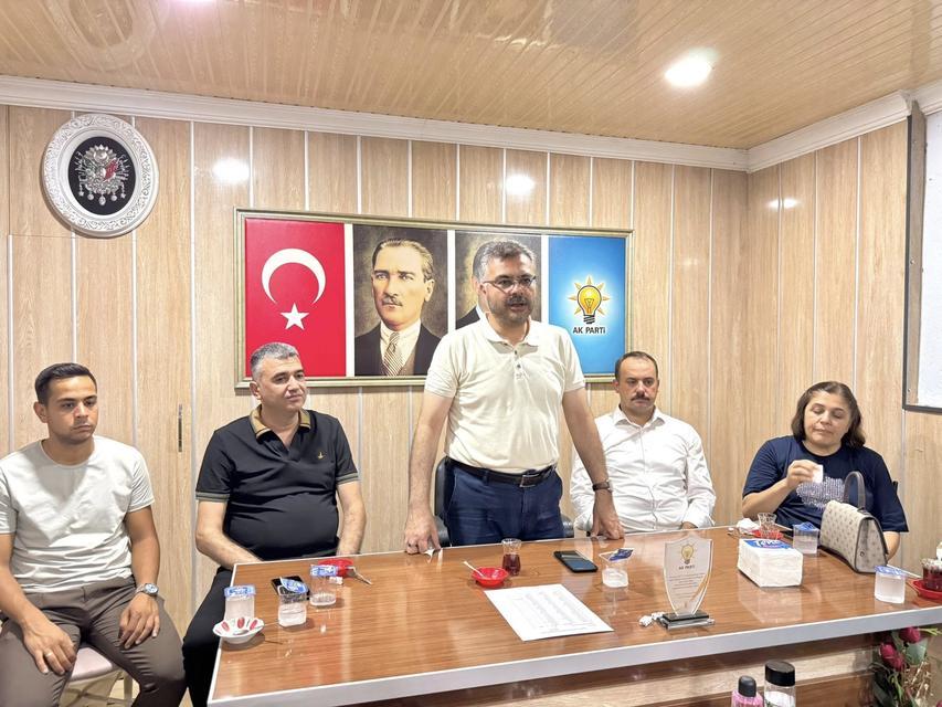 Milletvekili Özmen, teşkilat mensuplarıyla bir araya geldi