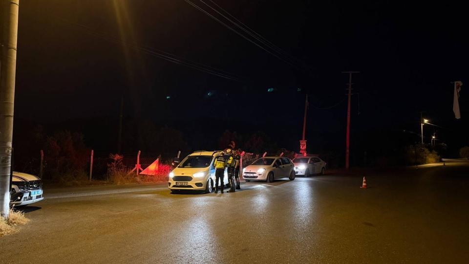 Efeler’de jandarmadan sıkı denetim