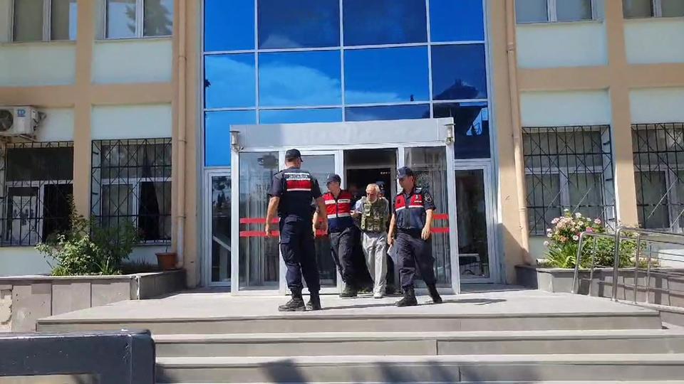 Komşu katliamına 2 ağırlaştırılmış müebbet cezası