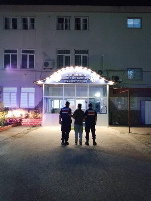 BOZDOĞAN'DAKİ HIRSIZLIĞI KUYUMCU KAMERALARI AYDINLATTI ÇALDIKLARI ZİYNETLERİ 4 FARKLI KUYUMCUDA BOZDURDULAR