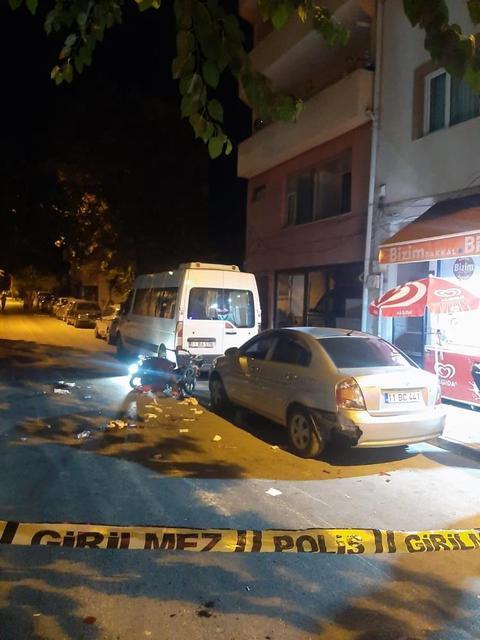 Trafik kazasında 2’si ağır 3 kişi yaralandı