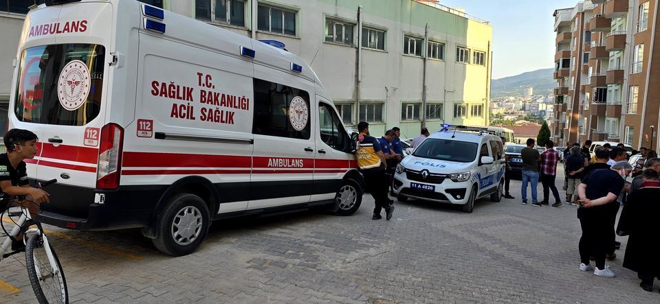 BİLECİK'TE BİR KADIN EVİNDE ÖLÜ BULUNDU, EŞİNDEN DE HABER ALINAMIYOR