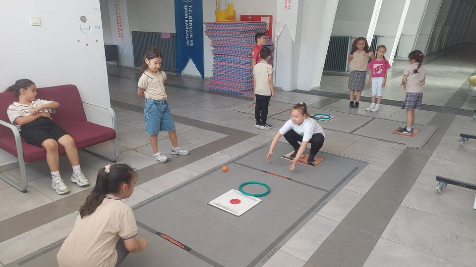 Aydın’da minikler farklı spor branşlarını keşfediyor