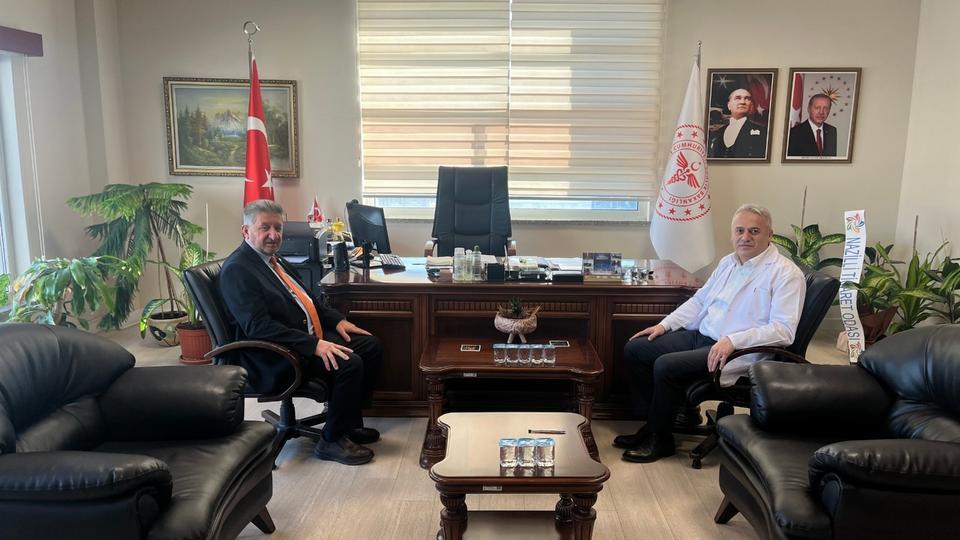 Başkan Arslan’dan Başhekim Çalışkan’a hayırlı olsun ziyareti