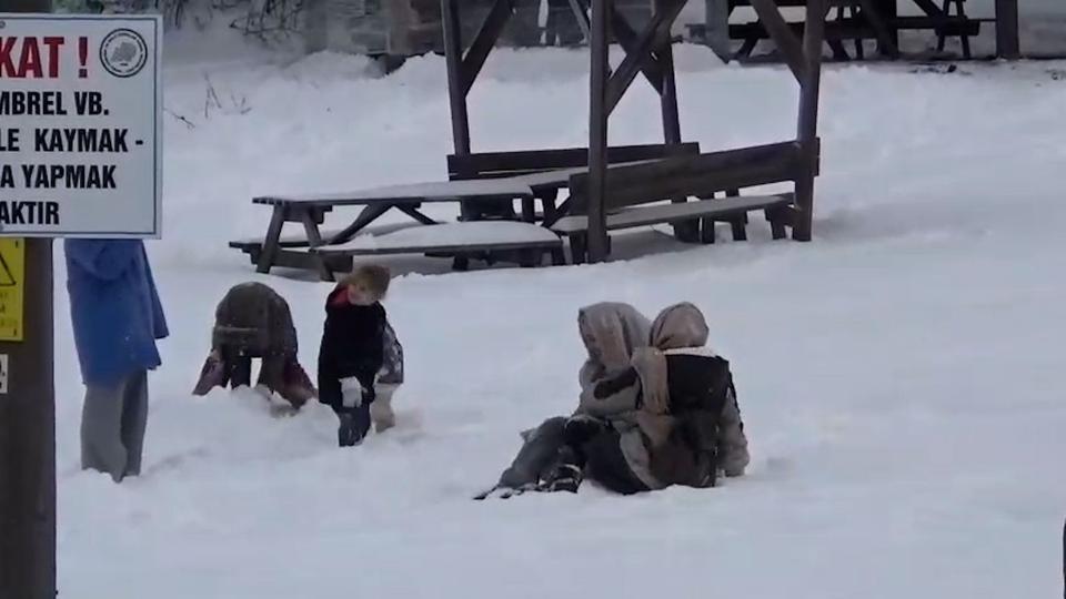 Abant’ta şambrel eğlencesi