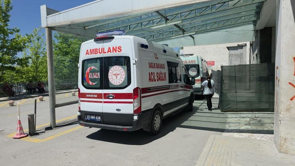 Eski eş dehşeti! Anne öldü, 4 yaşındaki kızının yaşam mücadelesi sürüyor