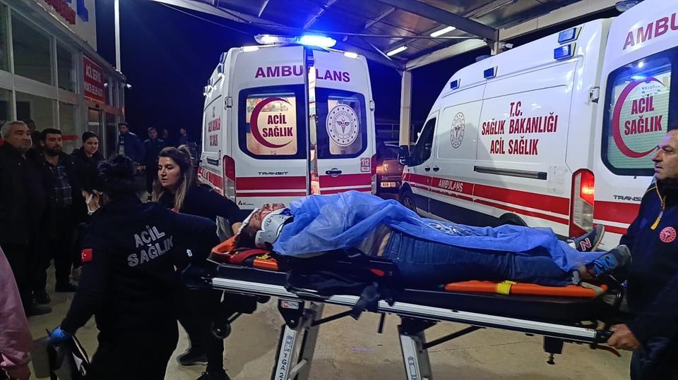 ADANA'DA TRAFİK KAZASI: 2 YARALI