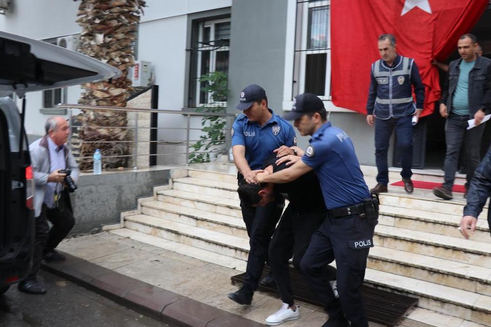 Anne, 2 yaşındaki çocuğunu darp etti