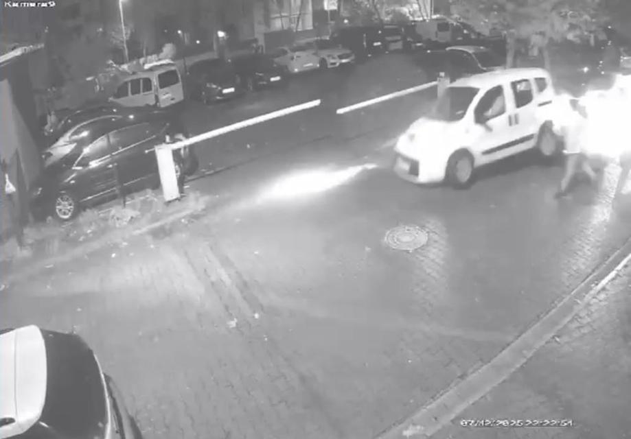 Direksiyon hakimiyetini kaybeden sürücü ortalığı birbirine kattı