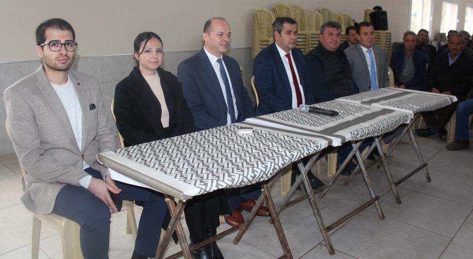 ALAŞEHİR'DE 58 YILLIK TAPU SORUNU ÇÖZÜLDÜ MANİSA'NIN ALAŞEHİR İLÇESİNDE YAKLAŞIK 5 BİN 500 VATANDAŞIN 58 YILDIR ÖZLEMLE BEKLEDİĞİ TAPULARI DAĞITILMAYA BAŞLANIYOR TAPU HARCI ÖDEMEYECEK OLAN VATANDAŞLAR 2/B ARAZİLERİNİN TAPUSUNU CÜZİ BİR BEDELLE ALACAK