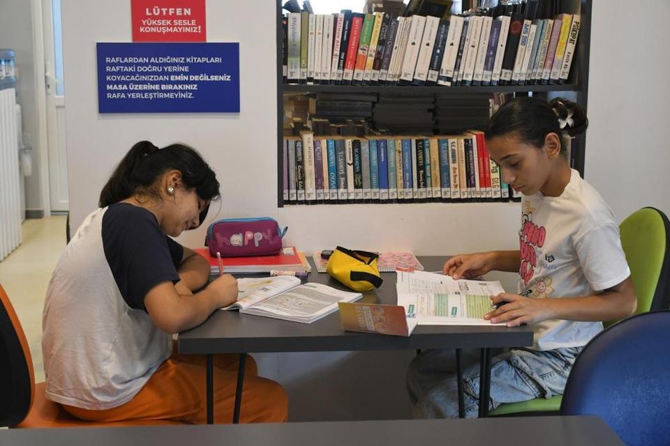 Aydın'da öğrencilerin bu yıl da gözdesi Kütüphane ve Kitap Kafe olacak