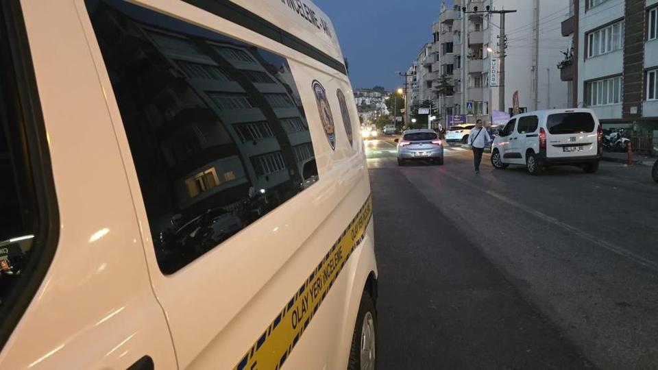 77 yaşındaki kadın evinde ölü bulundu