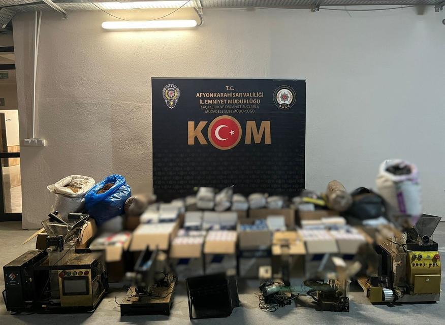 POLİSTEN KAÇAK TÜTÜN OPERASYONU