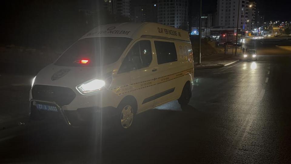 Bıçaklı saldırıya uğrayan genç hayatını kaybetti