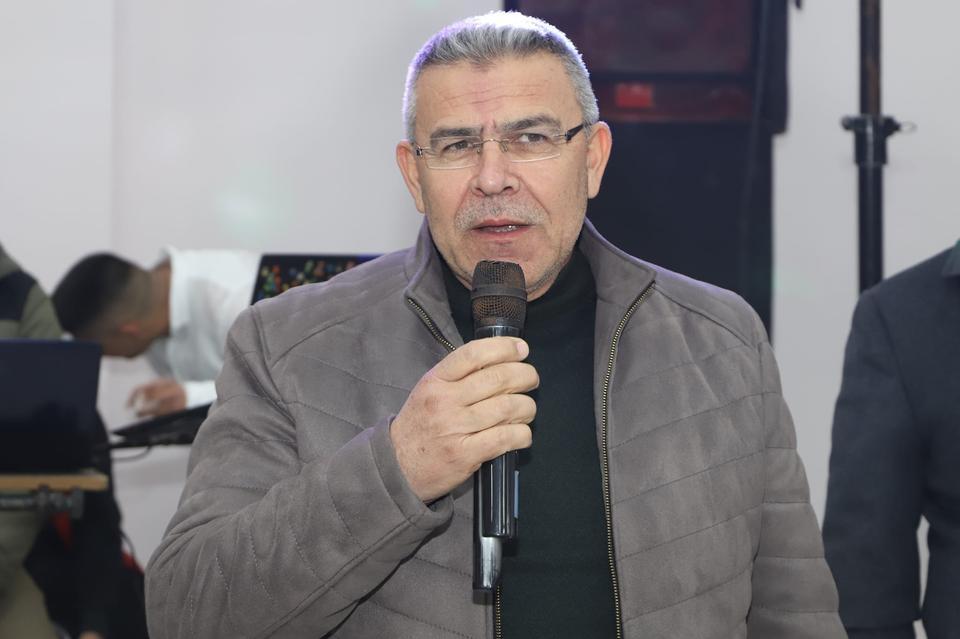 BAŞKAN GÜLER, ASKER ADAYLARIYLA ZEYBEK OYNADI