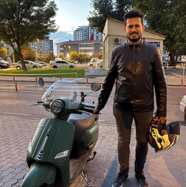 Önce hakaret ettiler sonra taşla kovaladılar