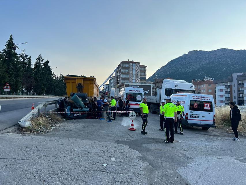 Feci kazada 18 yaşındaki sürücü hayatını kaybetti