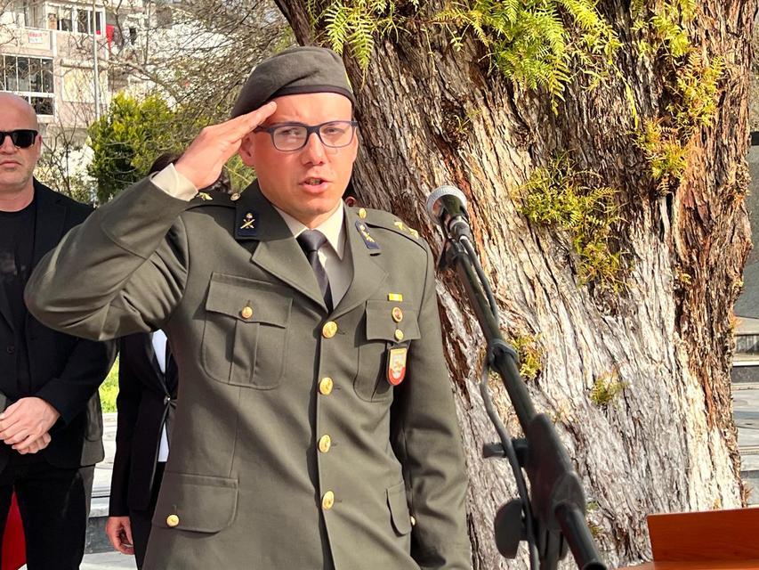 Topçu Üsteğmen Bahadır  Bozdemir