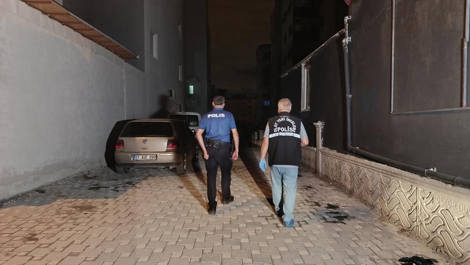 SEVGİLİSİNİN EVİNDE 3'ÜNCÜ KATTAN DÜŞMÜŞTÜ: 2 KİŞİ TUTUKLANDI