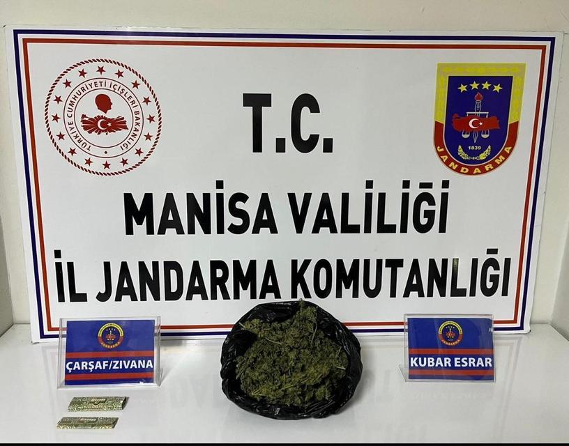 Denizli’den Salihli’ye uyuşturucu sevkiyatına jandarma engeli