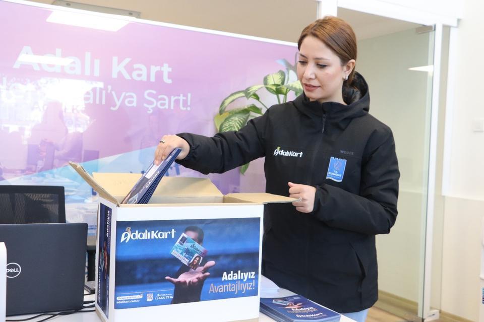 ADALI KART 1 YILDA 37 BİN AKTİF KULLANICIYA ULAŞTI KUŞADALILAR ADALI KART'I SEVDİ