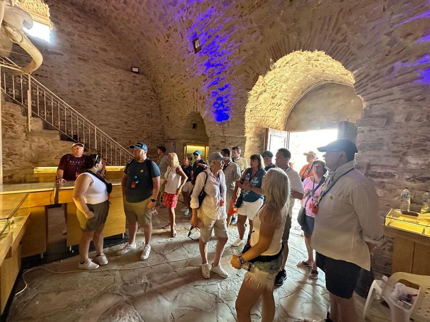 KUŞADASI'NDA DENİZ TİCARET TARİHİ MÜZESİ'NE YOĞUN İLGİ