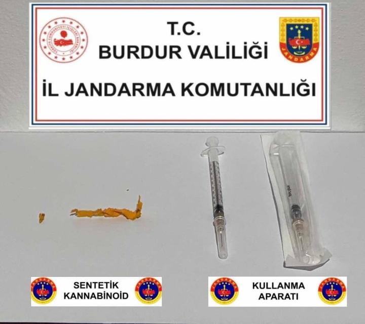 Uyuşturucu denetimi: 5 gözaltı