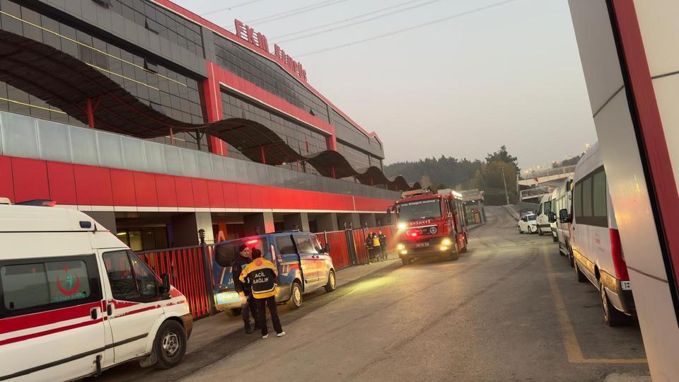 ÖZEL OKULDA YANGIN FACİASI OKULA GECE YARISI GİRİP YANGIN ÇIKARTAN KİŞİ DUMANDAN BOĞULARAK HAYATINI KAYBETTİ